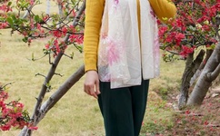 美女脱衣动态图